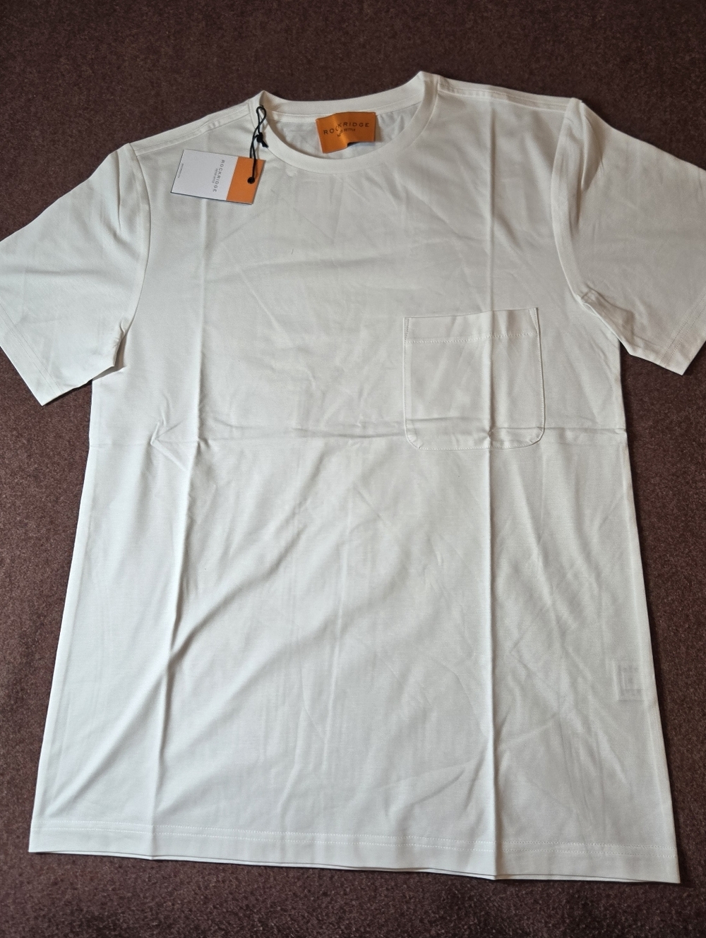 New! Rockridge Classic White Crewneck TShirt Cotton Poly Fitted Medium